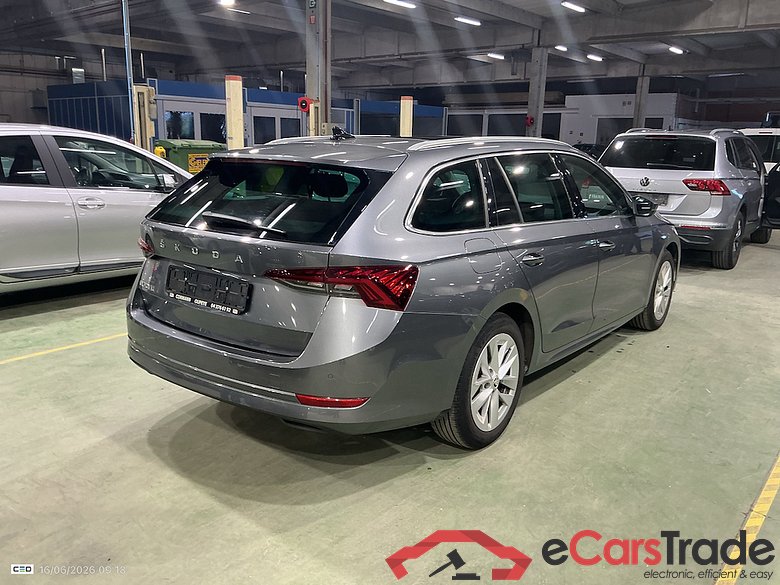 SKODA OCTAVIA COMBI 1.0 TSI 81KW CLEVER #4