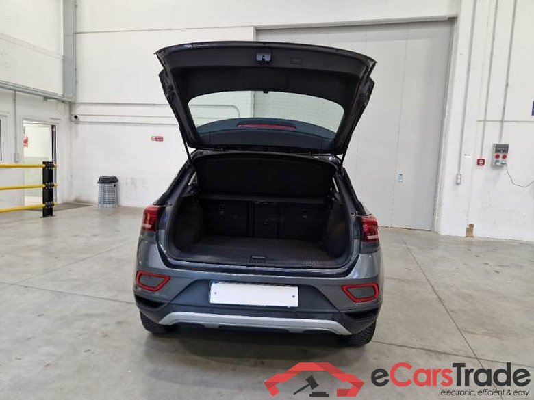 VOLKSWAGEN T-ROC / 2021 / 5P / SUV 2.0 TDI SCR LIFE DSG #5