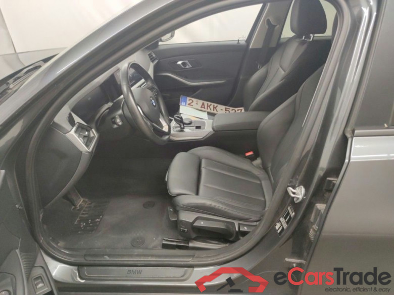 BMW 3 Reeks Touring 318dA (100 kW) 5d #3