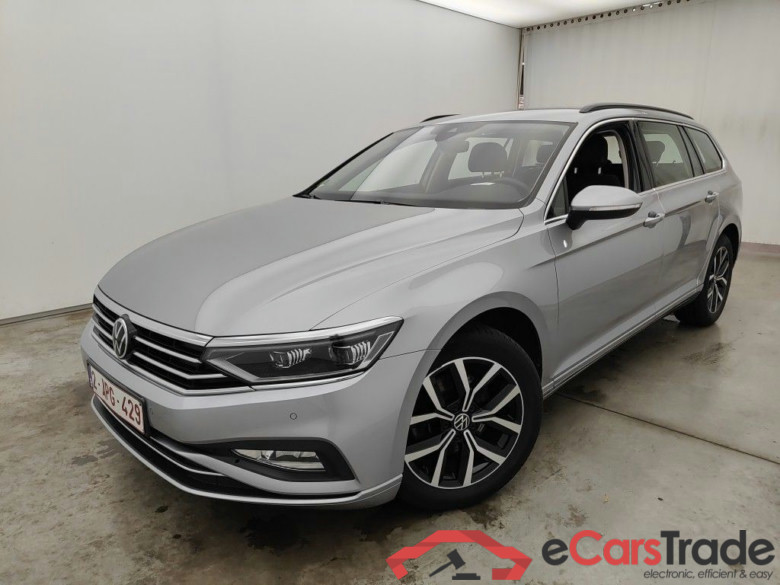 Volkswagen Passat Variant 2.0 TDI 90kW DSG Style Business 5d #1