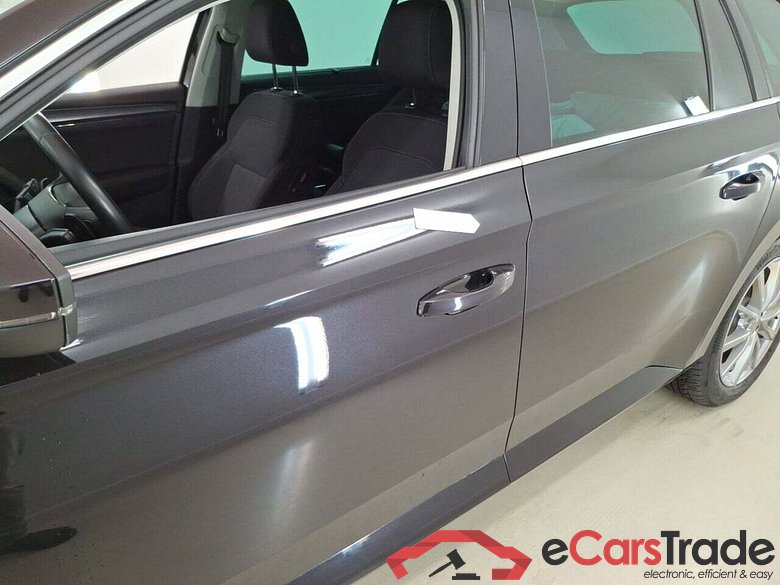 SKODA SUPERB COMBI 1.4 TSI IV STYLE DSG #5