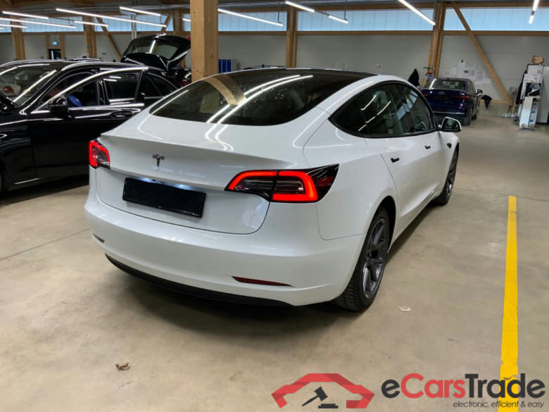 TESLA Model 3 RWD Hinterradantrieb 4d 239kW #2