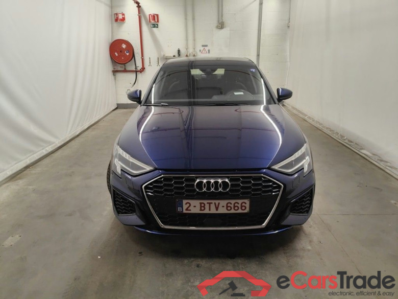Audi A3 Berline 1.5 TFSi 35 110kW S tronic S line 4d #5