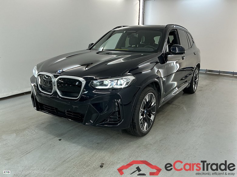BMW IX3 80KWH AUTO