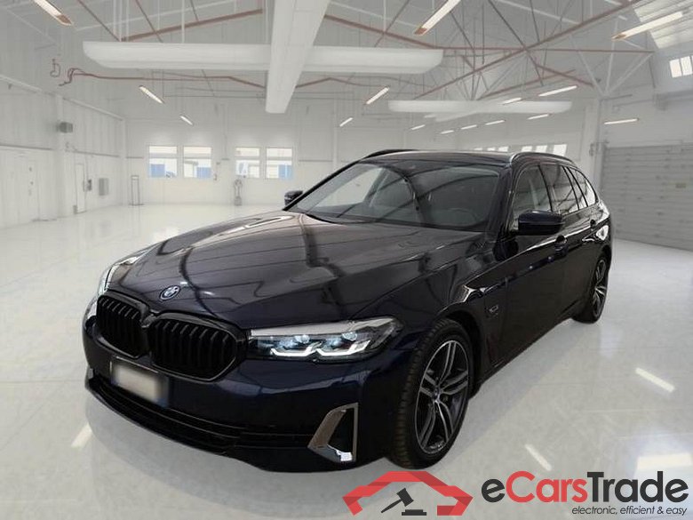 BMW SERIE 5 / 2020 / 5P / STATION WAGON 530E XDRIVE LUXURY AUTO TOURING #1