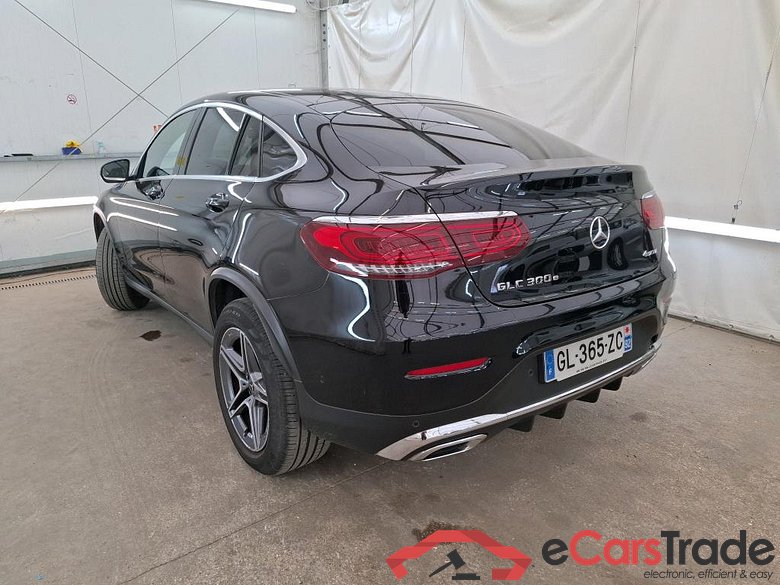 MERCEDES-BENZ GLC Coupe / 2019 / 5P / Coupé GLC 300 e Business Line 4Matic #2