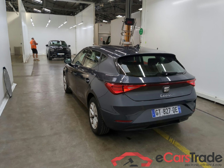SEAT Leon / 2020 / 5P / Berline 1.0 TSI 110 S&S Style Business #3