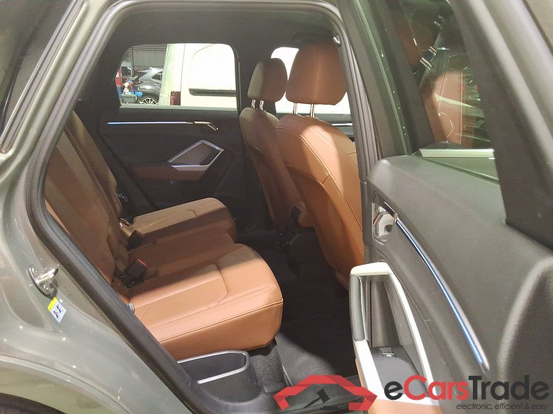 AUDI Q3 1.4 45 TFSI E S TRONIC S LINE #5