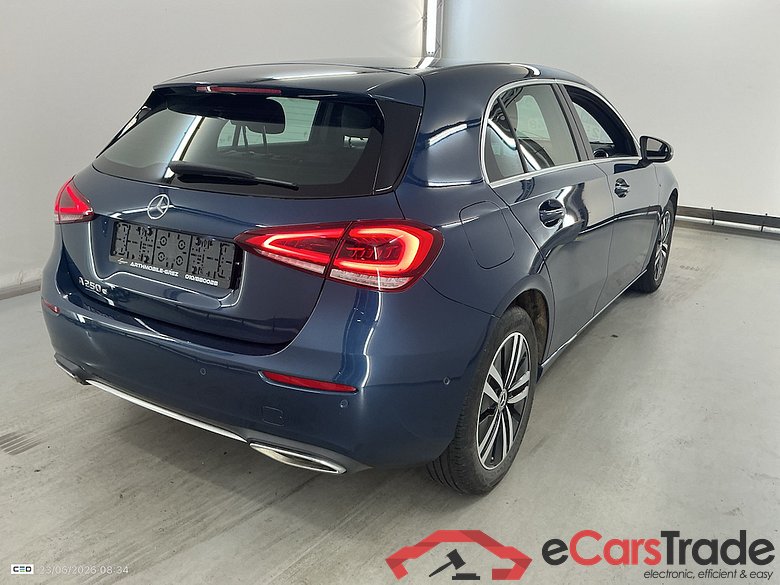 MERCEDES-BENZ CLASS A (W177) A 250 e PHEV Business Solution #4