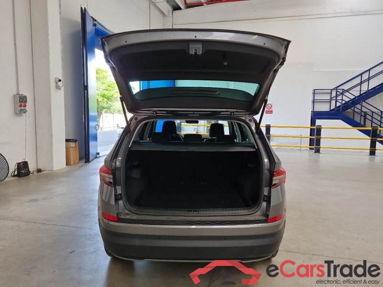 SKODA KODIAQ / 2021 / 5P / SUV 2.0 TDI 110KW EXECUTIVE DSG 4WD 5P #5