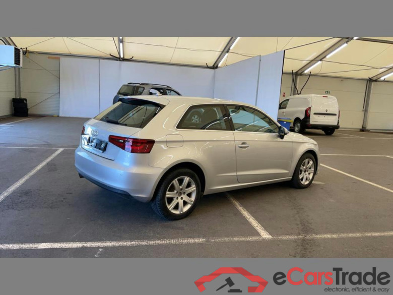 AUDI A3 Dsl A3 1.6 TDi Attraction #4
