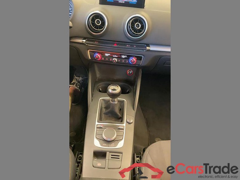 AUDI A3 Dsl A3 1.6 TDi Attraction #6