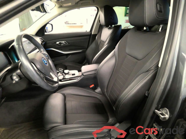 330e xDrive Connected Aut #5