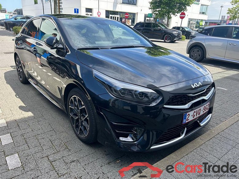 KIA Proceed - 2022 ProCeed 1.5 T-GDi GT-Line ISG DCT #1
