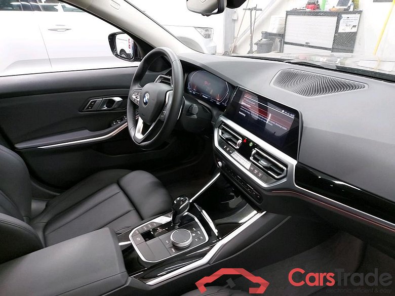BMW - BMW 3 BERLINE 318iA 156PK Sport Business Edition & LED & Park Sensors Front & Rear * PETROL * #3