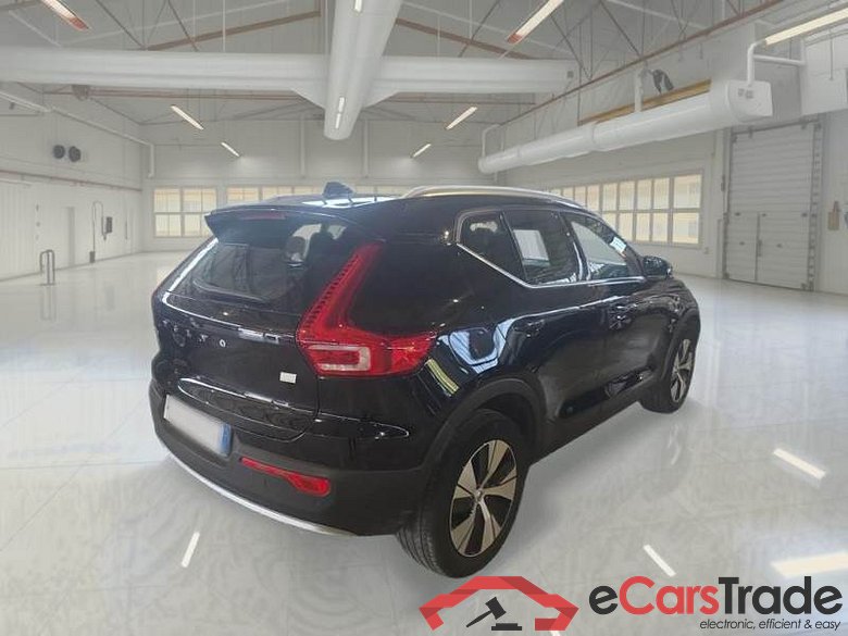 VOLVO XC40 / 2021 / 5P / SUV T4 RECHARGE PLUG-IN AUTO CORE #2
