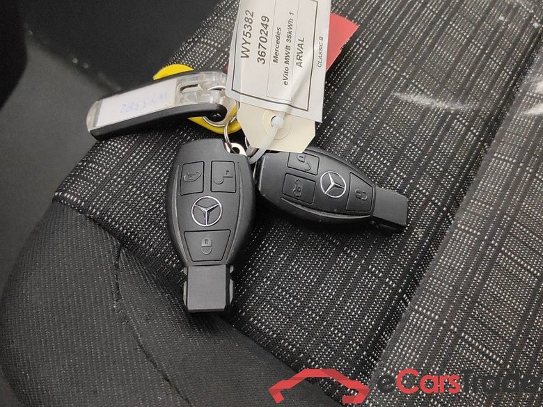 MERCEDES-BENZ E-VITO FOURGON MWB 35 kWh 116hp EVito A2 4d #4