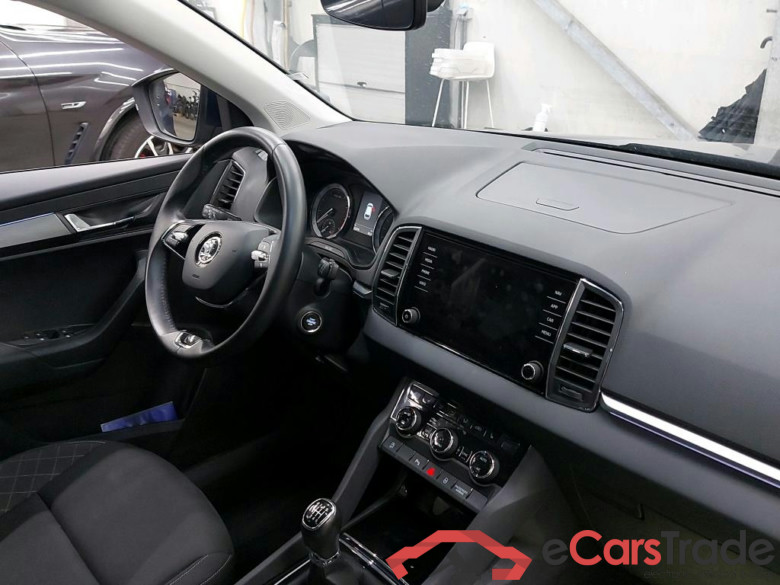 SKODA - SKO KAROQ TSI 110PK Clever With Climatic & Heated Seats & Navigation & Cruise Control & Park Sensors Front & Rear * PETROL * #3