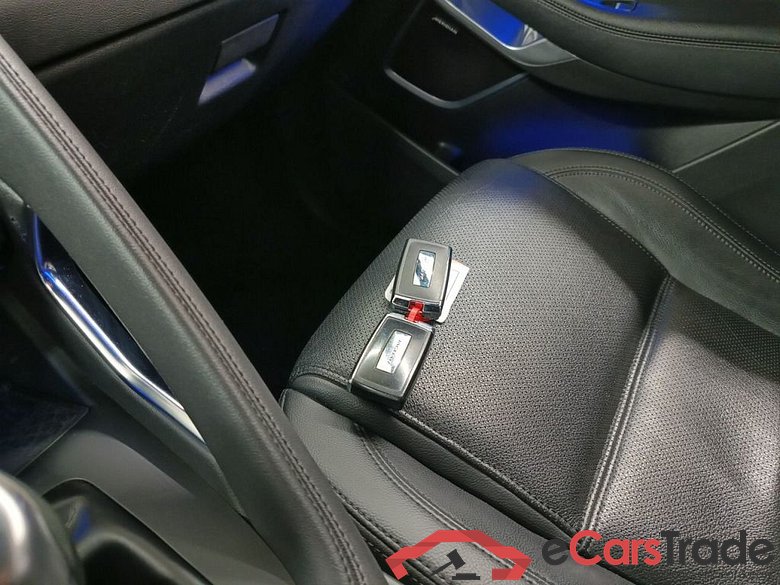 JAGUAR E-PACE DIESEL - 2021 2.0 D D165 SE 5d #4
