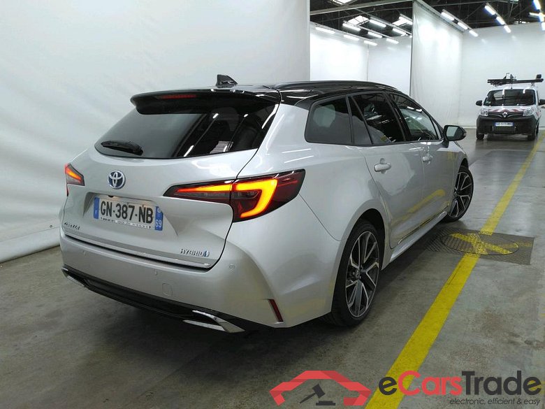 TOYOTA Corolla Touring Sports / 2018 / 5P / Break Hybride 122h Collection #3