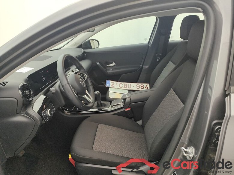 Mercedes-Benz A-Klasse A 180 Business Solution Essential 5d #3