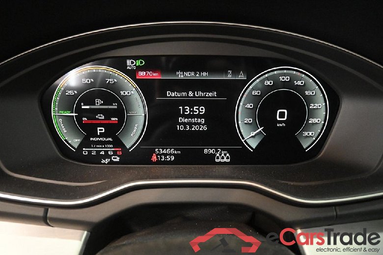 AUDI Q5 Sportback 50 TFSIe Sportback quattro S tronic S line 5d 195kW #6