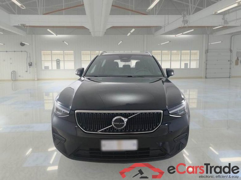 VOLVO XC40 / 2021 / 5P / SUV B3 AUTOMATICO CORE #6
