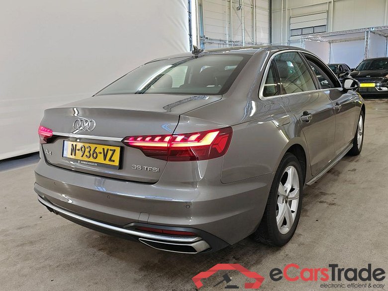 Audi A4 Limousine 35 TFSI S tronic Advanced Edition 4d #2