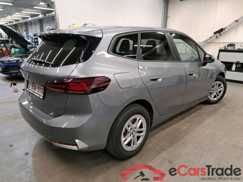 BMW 218d Active Tourer Aut. LED LC-Pro Navi-Pro KeylessGo Camera Klima PDC ... #2