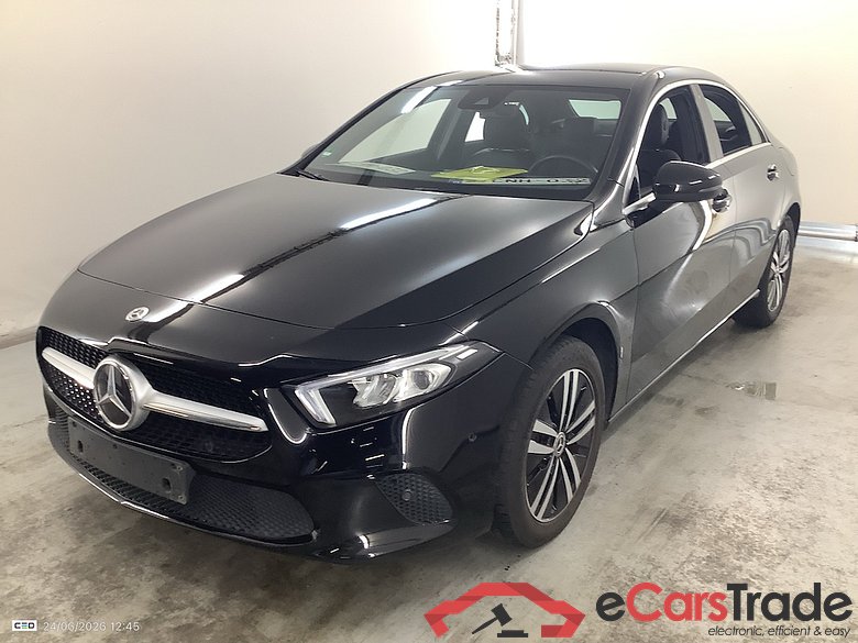 MERCEDES-BENZ A-CLASS LIMOUSINE 1.3 A 250 E LUXURY LINE DCT #1