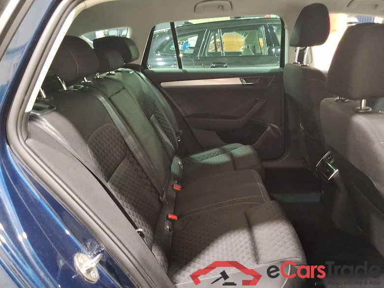 SKODA SUPERB COMBI 1.5 TSI ACT 110KW DSG7 CLEVER #5