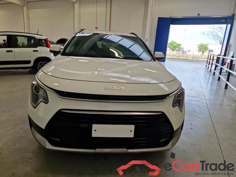 KIA NIRO / 2022 / 5P / BERLINA 1.6 HEV GDI STYLE DCT #6