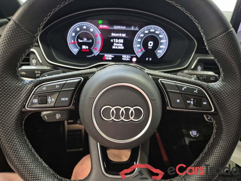AUDI A4 Avant 40 TFSI S ed comp #5