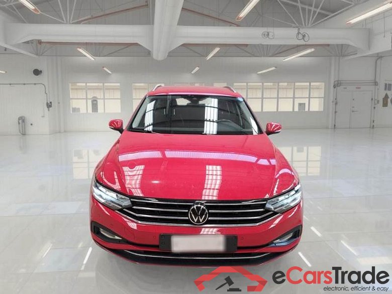 VOLKSWAGEN PASSAT / 2019 / 5P / STATION WAGON VAR. 2.0TDI SCR EVO 110KW BUSINESS DSG #6