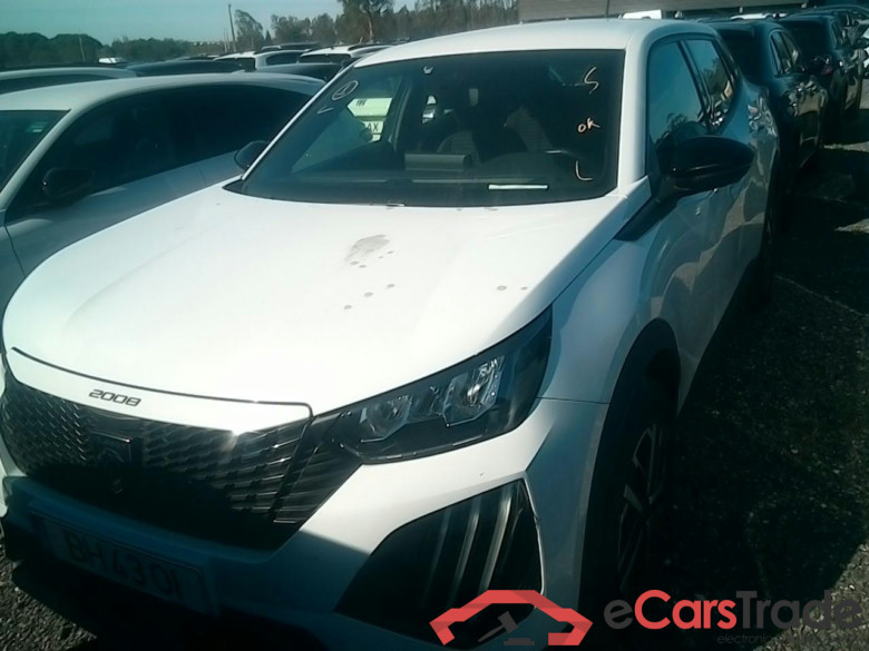 Peugeot 2008 1.2 Puretech LED Navi Klima PDC ... #1
