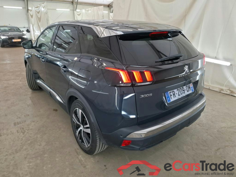 PEUGEOT 3008 / 2016 / 5P / SUV Hybrid 225 e-EAT8 ALLURE #2