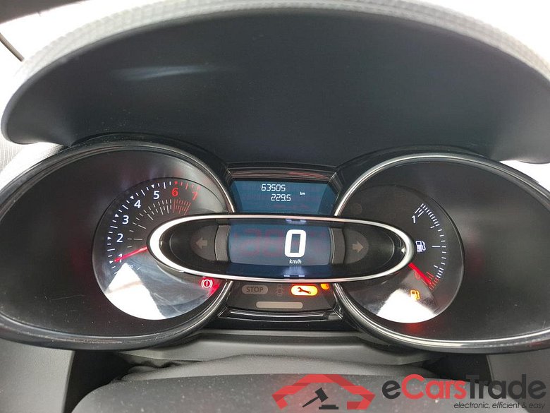 Clio IV Air 0.9 TCe 75CV BVM5 E6 #6