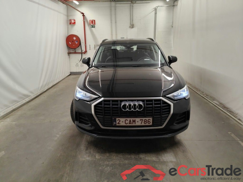 Audi Q3 35 TFSI S tronic Bus. Ed. Attraction 5d #5