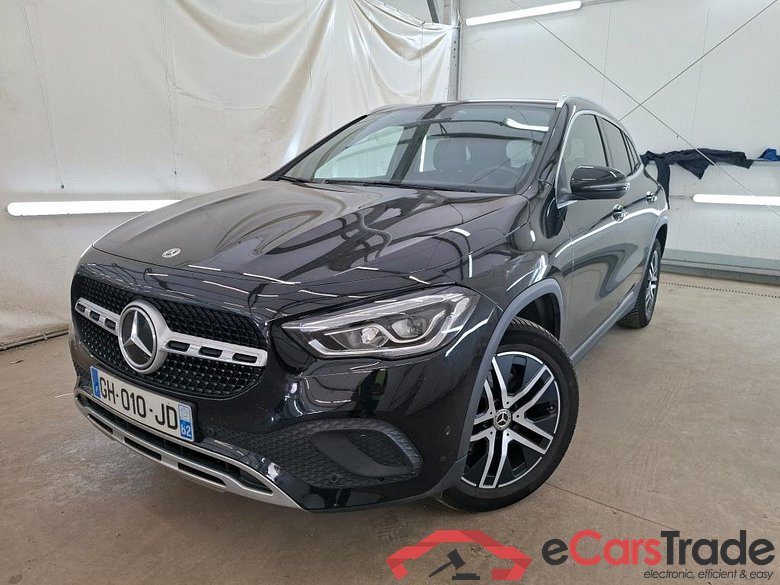 MERCEDES-BENZ GLA / 2020 / 5P / SUV 2.0 GLA 200 D BUSINESS LINE DCT