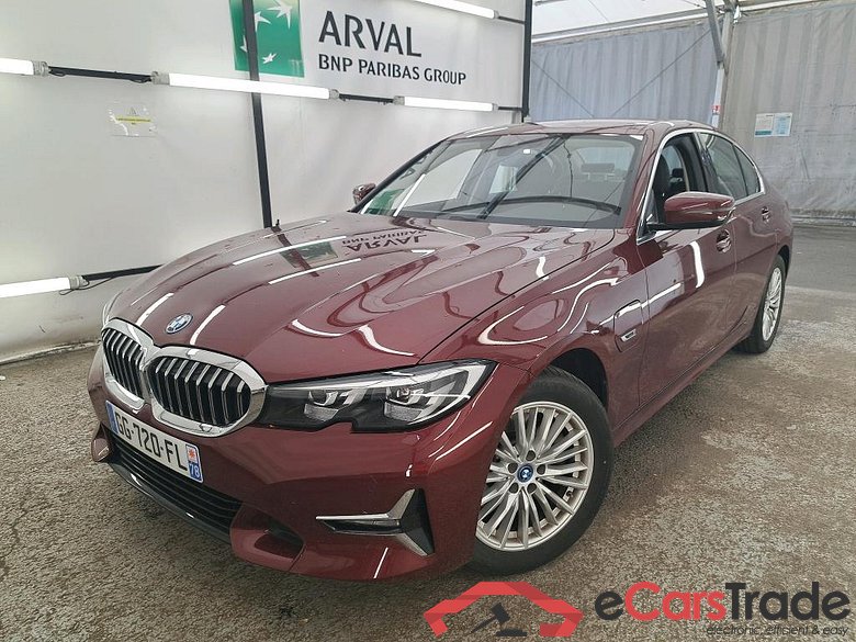 BMW Série 3 Berline / 2018 / 4P / Berline 320e 204ch Luxury BVA8 Hybride