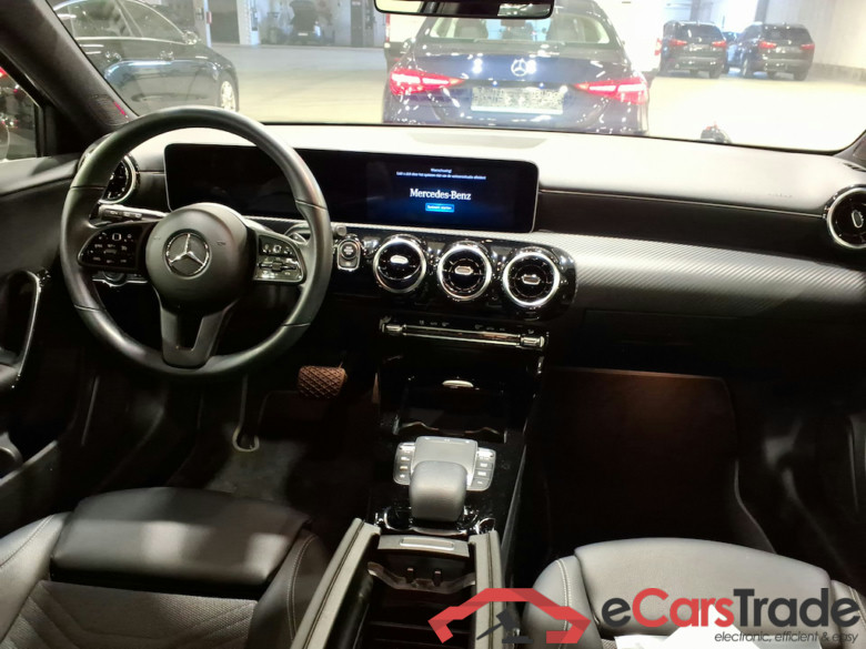 MERCEDES-BENZ CLASSE A DIESEL (W177) A 180 d Business Solution #6