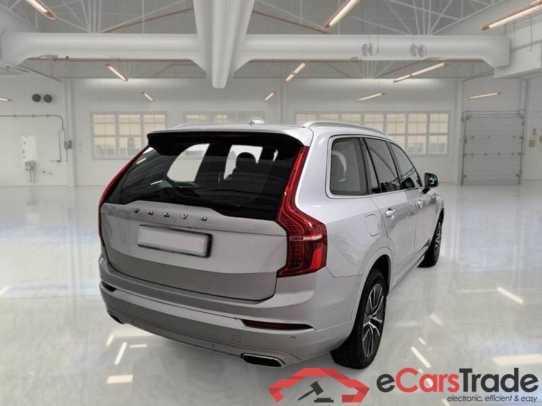 VOLVO XC90 / 2014 / 5P / SUV B5 D AWD GEARTRONIC 7P MOMENTUM PRO #2
