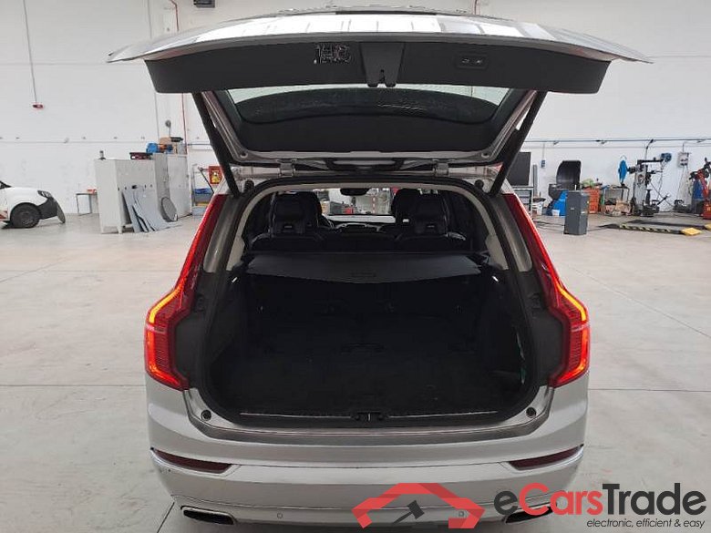 VOLVO XC90 / 2014 / 5P / SUV B5 D AWD GEARTRONIC 7P MOMENTUM PRO #5