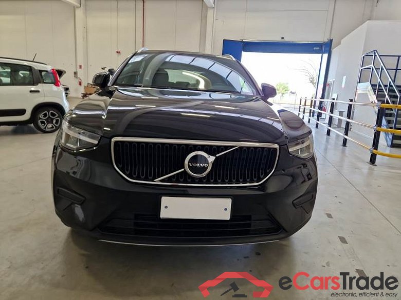 VOLVO XC40 / 2021 / 5P / SUV T2 CORE #6