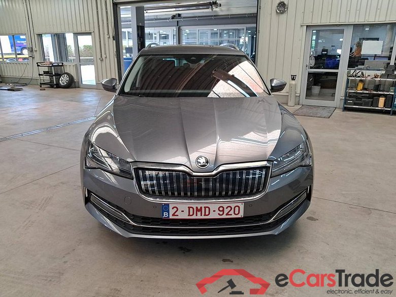 SKODA Superb Combi PHEV 1.4 TSI Ultimate DSG (160 kW) #6