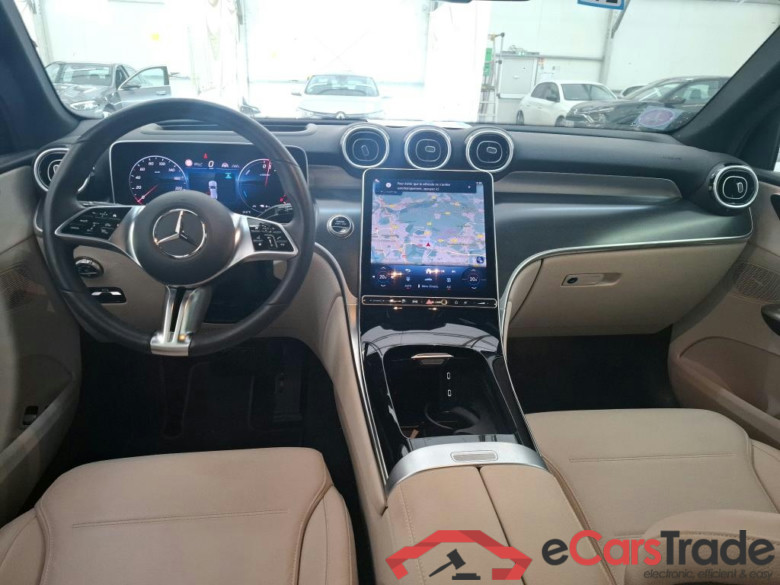 MERCEDES-BENZ GLC / 2022 / 5P / SUV GLC 300 e Avantgarde Line 4MATIC #5