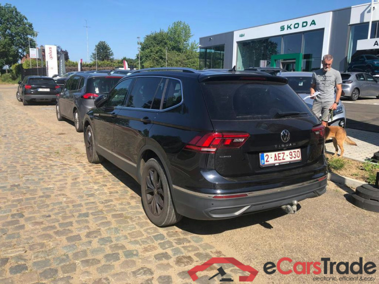 VOLKSWAGEN Tiguan Allspace 1.5 TSI Life Business 7pl. OPF DSG #4