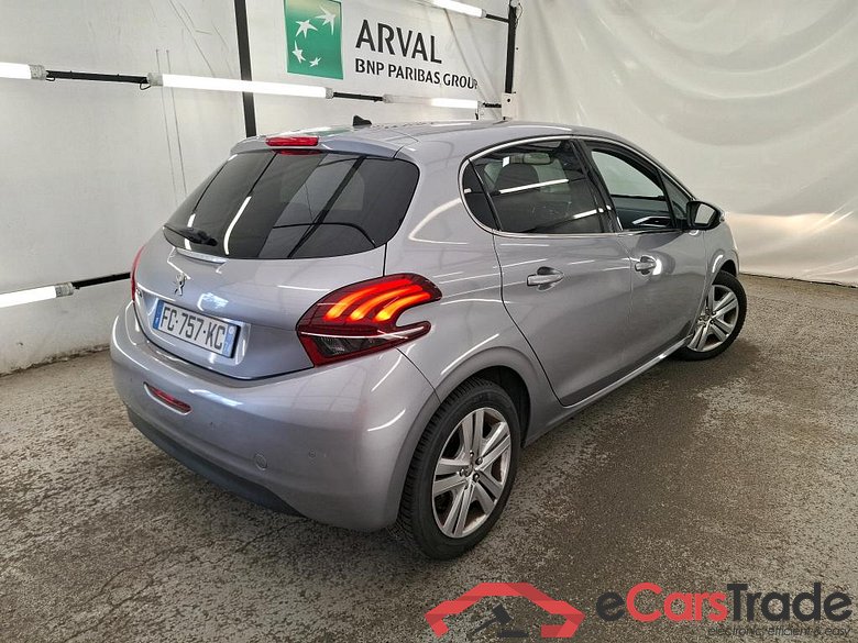 PEUGEOT 208 5p Berline Puretech 110 ¤6.c SandS ALLU BUS #3