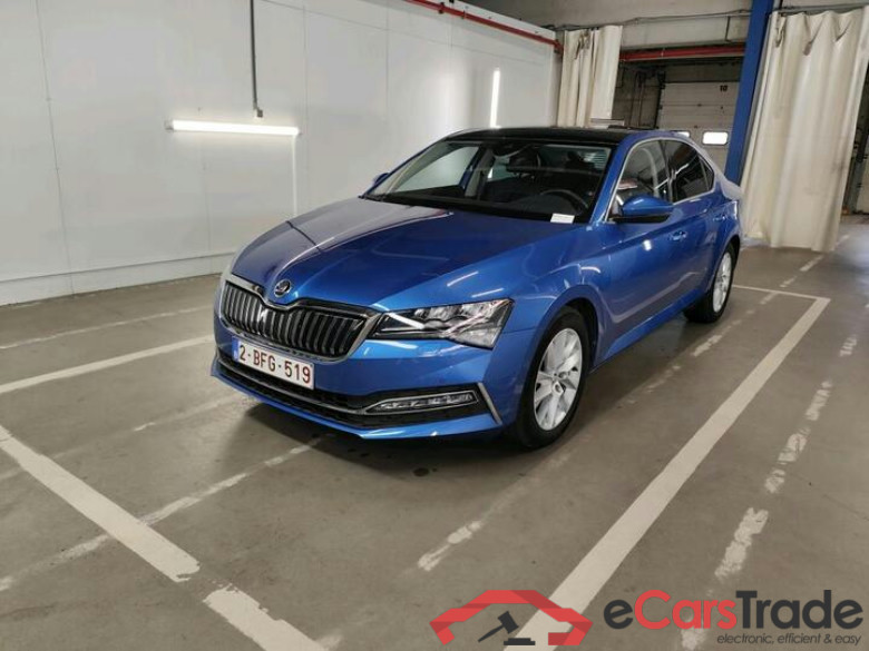 Skoda Superb Superb 1.4 TSI iV DSG6 Clever+ (PHEV) 160kW/218pk  5D/P Auto-6 #1