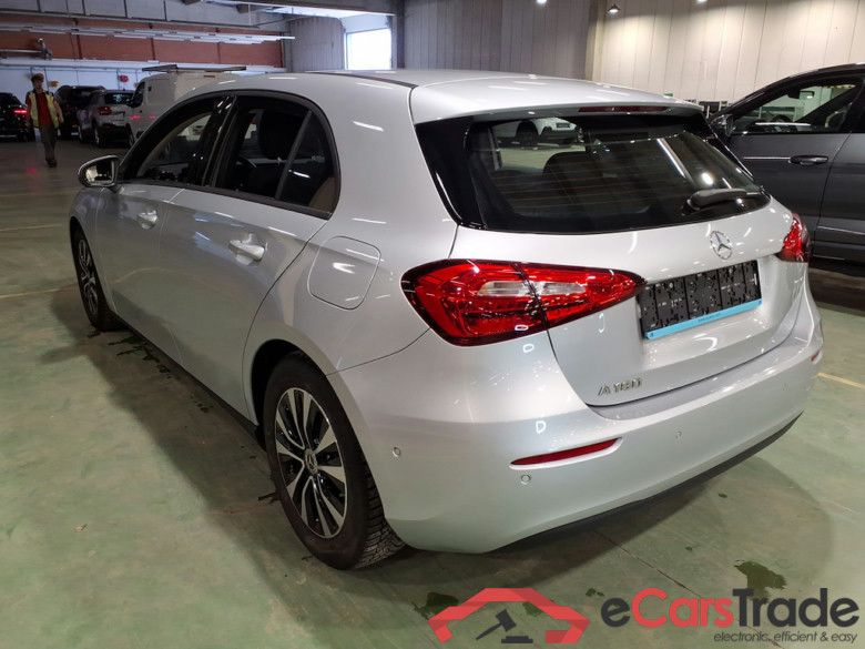 MERCEDES-BENZ A-CLASS 1.3 A 180 BUSINESS SOLUTION ESSENTIAL #2